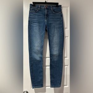 Vineyard Vines Light-Wash Skinny Jeans